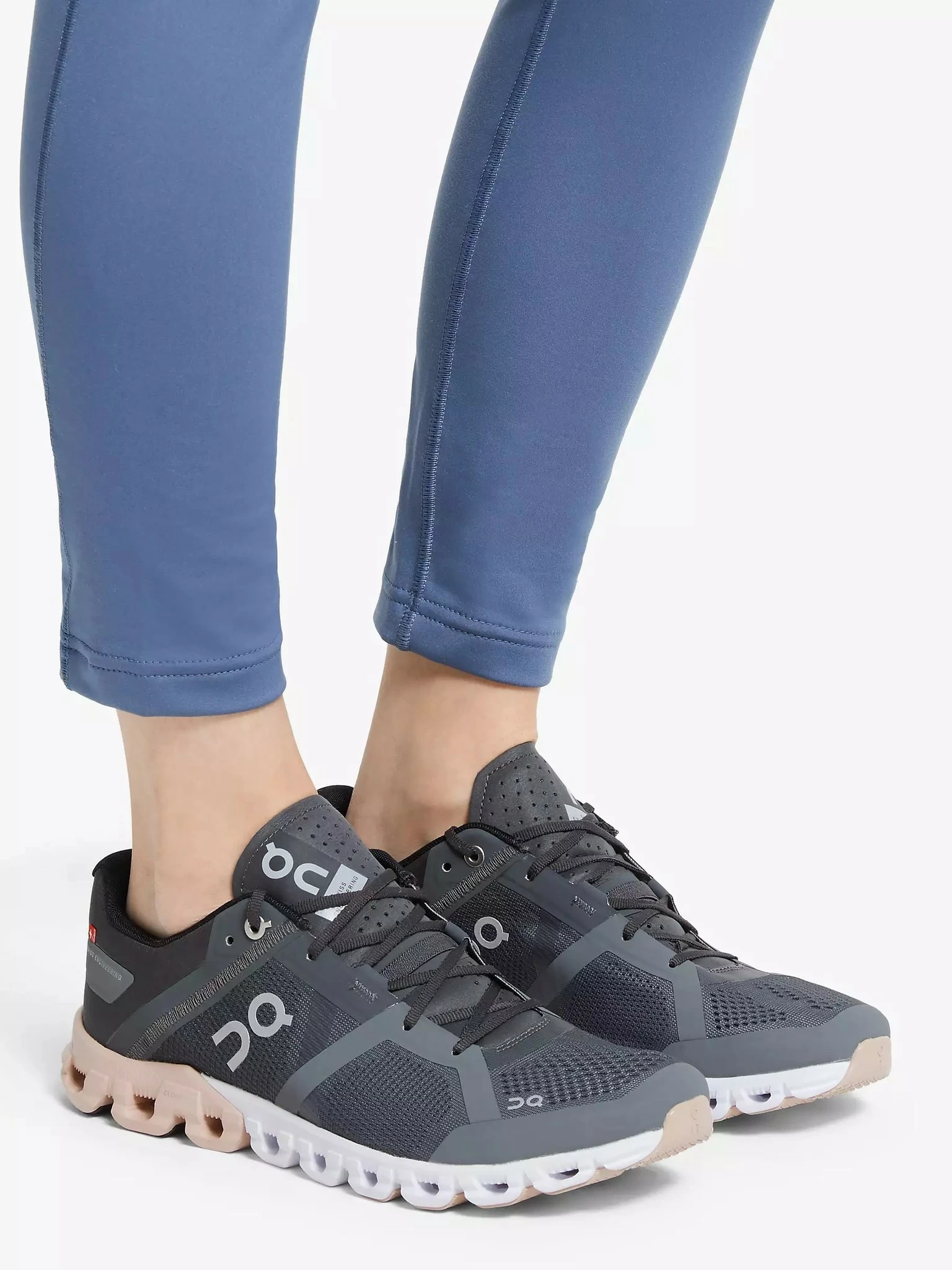 ON WOMENS CLOUDFLOW GEN 2 RUNNING SHOE 5 ON WOMENS CLOUDFLOW GEN 2 RUNNING SHOE - Image 5