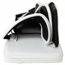 2021 CCM GB EXTREME FLEX 5.9 GOALIE BLOCKER SR WHITE -Sportwheels Outlet Store image 3443