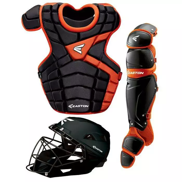 EASTON M10 CATCHERS SET 1 EASTON M10 CATCHERS SET