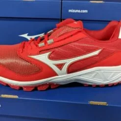 MIZUNO DOMINANT AS LOW TURF