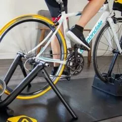 SARIS 9701T RISER CLIMBING BLOCK -Sportwheels Outlet Store image 6784