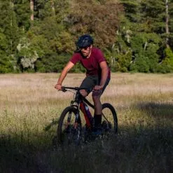 GIRO COMPOUND FIXTURE BIKE HELMET -Sportwheels Outlet Store image 7324