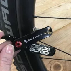 Wolf Tooth components, Master Link Combo Pliers, Multi-Tls, Number f Tools: 5 11 Wolf Tooth components, Master Link Combo Pliers, Multi-Tls, Number f Tools: 5 -Sportwheels Outlet Store image 7759