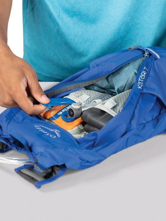 Osprey Katari 7 Hydration Pack: Cobalt Blue 3 Osprey Katari 7 Hydration Pack: Cobalt Blue - Image 3