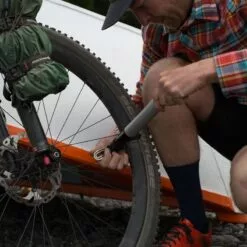 BLACKBURN MAMMOTH 2 STAGE ANY VALVE SILVER -Sportwheels Outlet Store image 8230