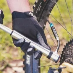 CRANK BROTHERS KLIC HV/GAUGE PUMP 5 CRANK BROTHERS KLIC HV/GAUGE PUMP -Sportwheels Outlet Store image 8244