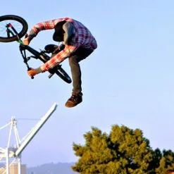 Odyssey Aitken K-Lyte tire - 20x2.25" - Black -Sportwheels Outlet Store image 9143