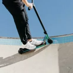 ROOT INVICTUS 2 Complete Scooters -Sportwheels Outlet Store image 9614